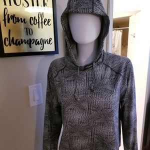 The North Face flash dry thin pullover hoodie